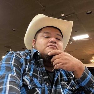 Meet your Posher, Eduardo